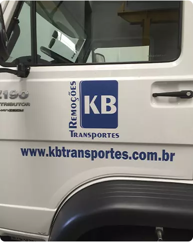 Caminhão KB Transportes
